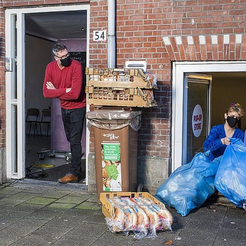 Weggeefwinkel Yess! - Brood en een glimlach